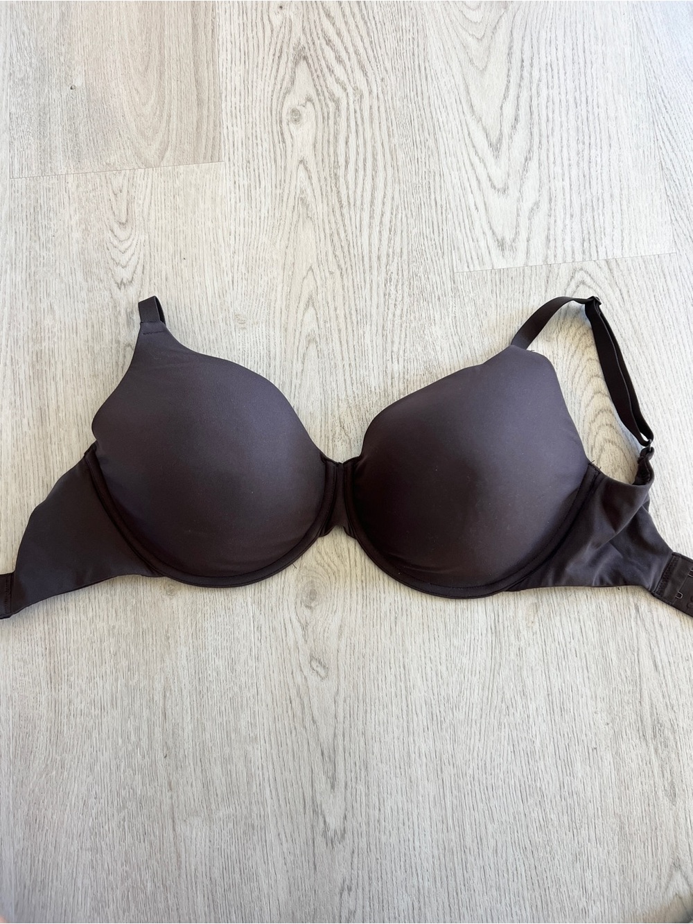 Skims Everyday Full Coverage T-Shirt Bra